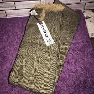 Womens brown scarf